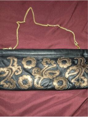 Great American Leatherworks Black & Bronze Floral Leather Clutch removable chain